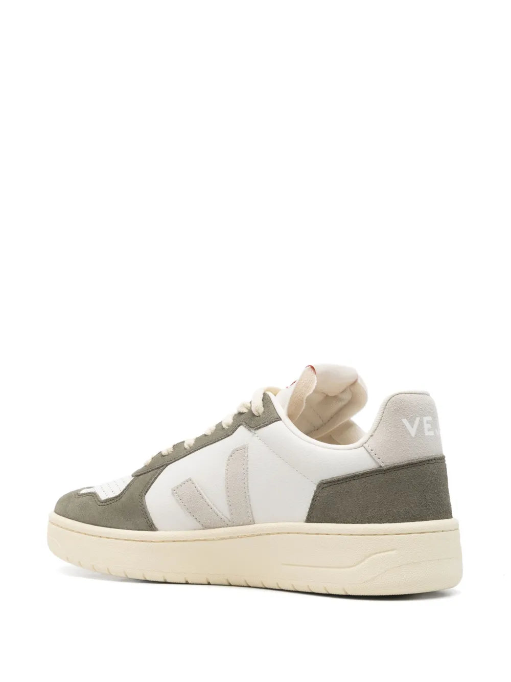 Veja V-82 Sneakers