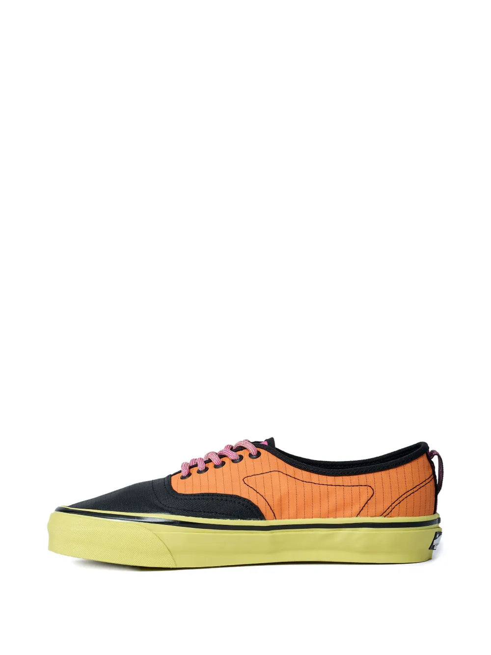 Vans Contrast Panel Low-Top Sneakers