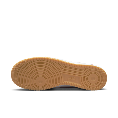Nike Air Force 1 &