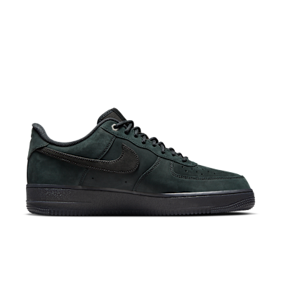 Nike Air Force 1 &