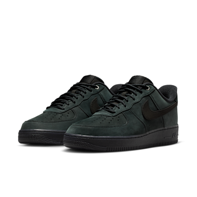 Nike Air Force 1 &