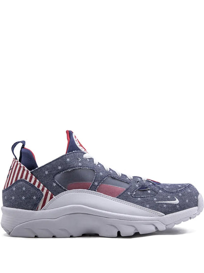 Nike Air Trainer Hurache Low Qs