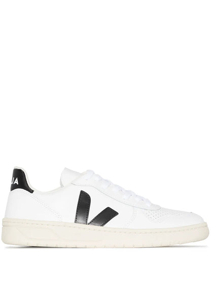 VEJA V-10 Leather