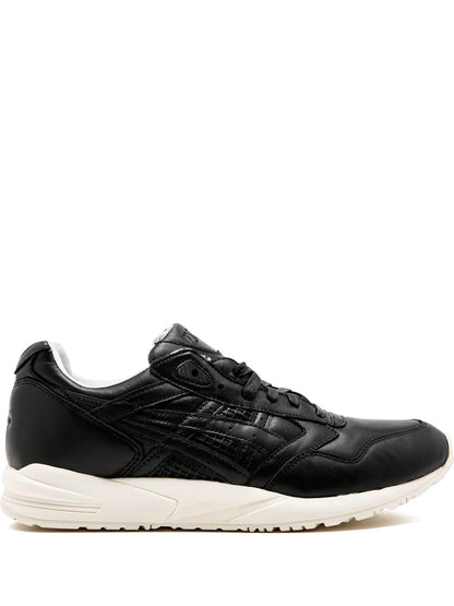 ASICS Gel Saga