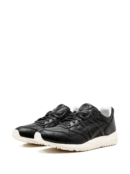 ASICS Gel Saga