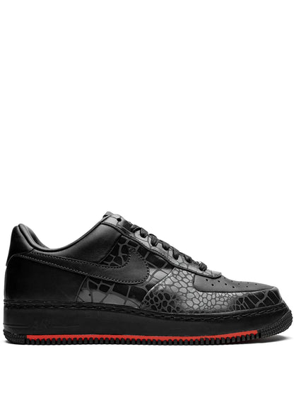 Nike Air Force 1 Low &