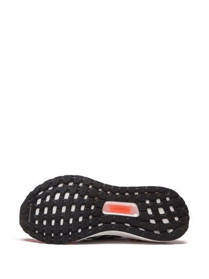 adidas Ultraboost 19