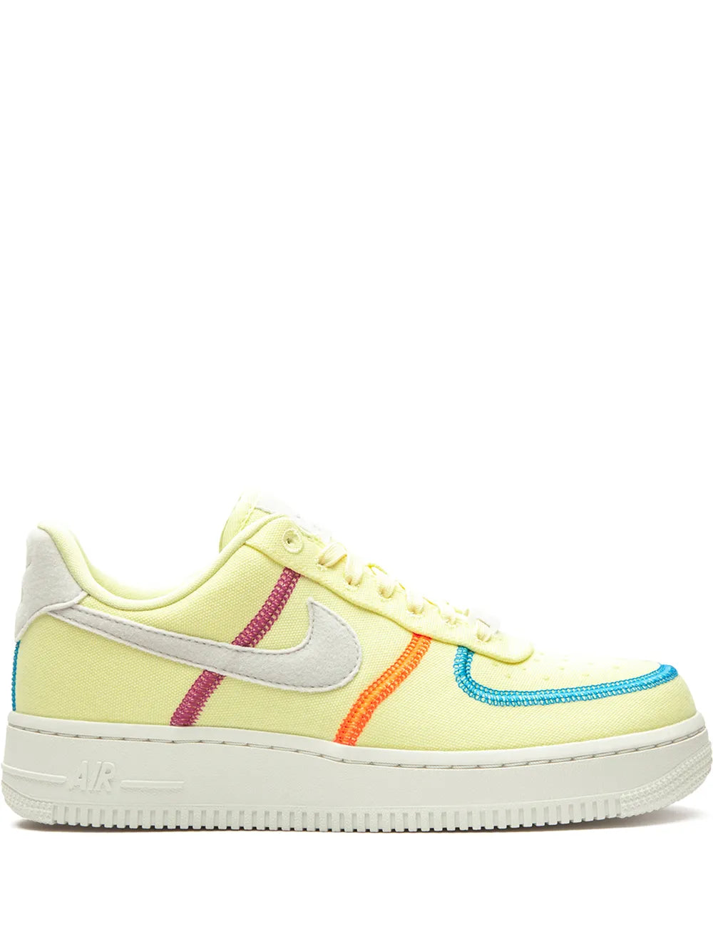 Nike Air Force 1 &