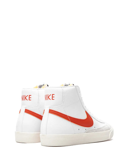 Nike Blazer Mid &