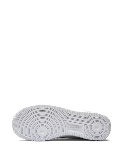 Nike Air Force 1 &