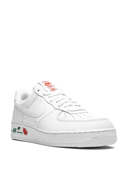 Nike Air Force 1 Low &