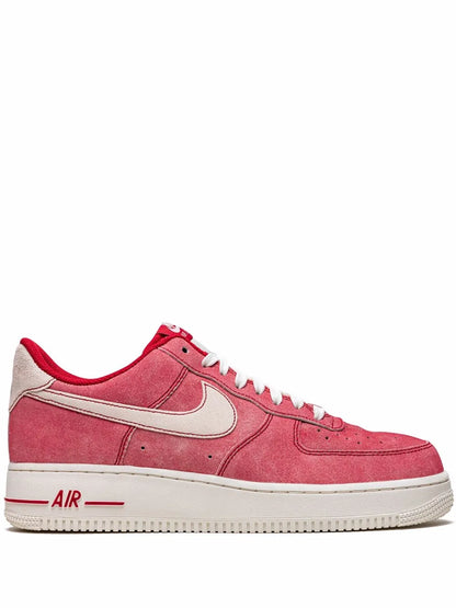 Nike Air Force 1 Low &