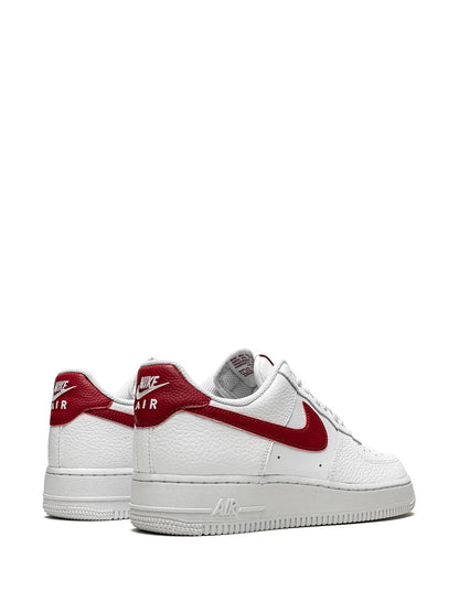 Nike Air Force 1 &