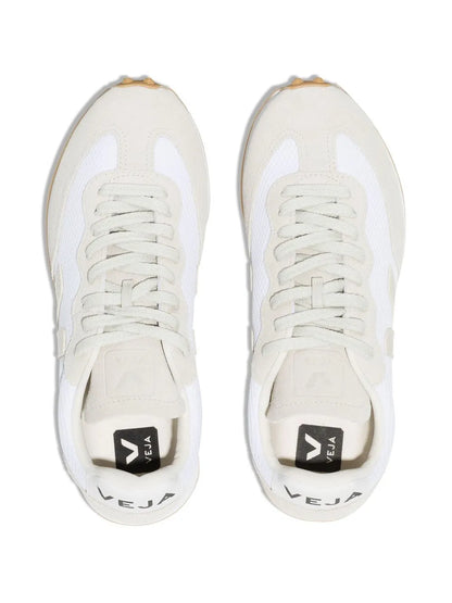 Veja Logo-Patch Lace-Up Sneakers