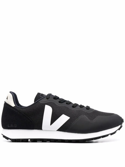 Veja Logo-Patch Low-Top Sneakers