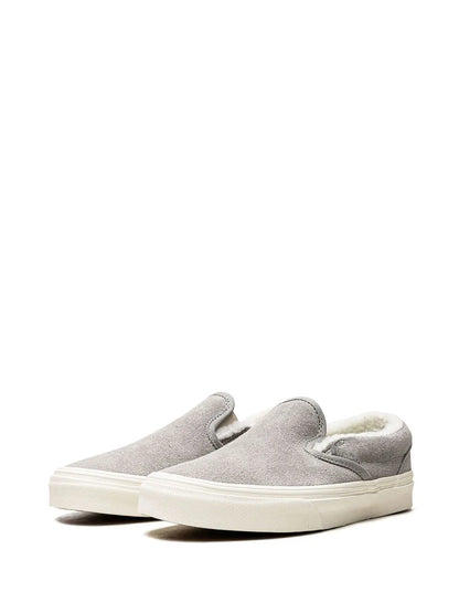 Vans Classic Slip On Cozy Hug Sneakers