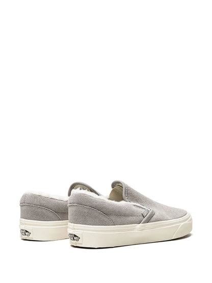 Vans Classic Slip On Cozy Hug Sneakers