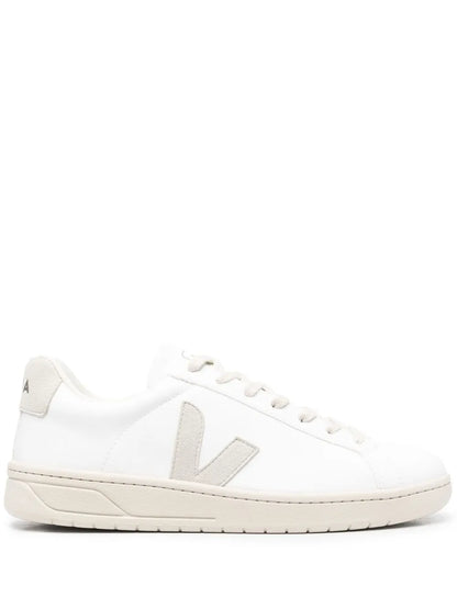 Veja Low-Top Sneakers