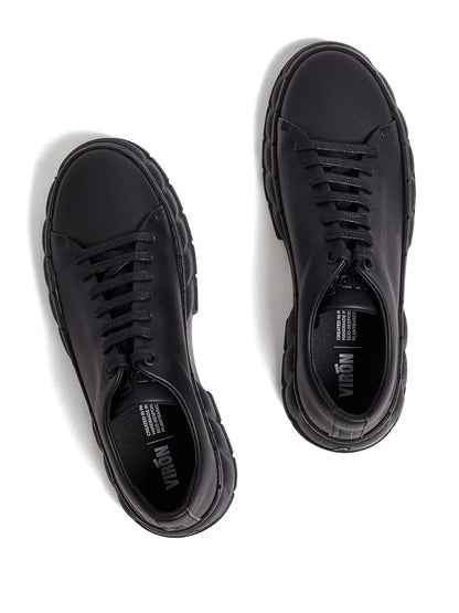 Vir? 2005 Sneakers