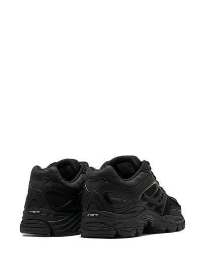 Saucony Progrid Omni 9 Mesh Panelled Sneakers