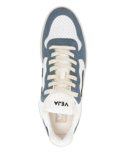 Veja Logo-Patch Suede Sneakers