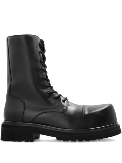 Vetements Lace-Up Round-Toe Boots