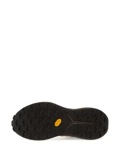 Saucony Xodus Ultra 4 Sneakers