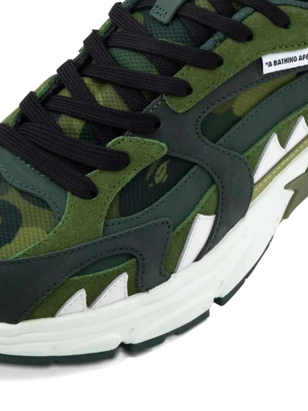 A Bathing Ape?Shark Sta Sneakers