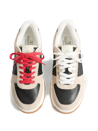Valentino Garavani Logo-Detail Leather Sneakers