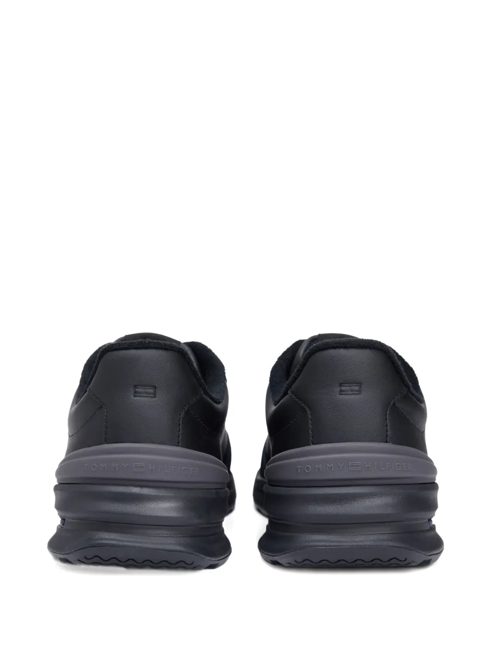 Tommy Hilfiger Logo-Plaque Lace-Up Low-Top Sneakers