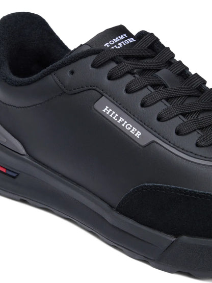 Tommy Hilfiger Logo-Plaque Lace-Up Low-Top Sneakers