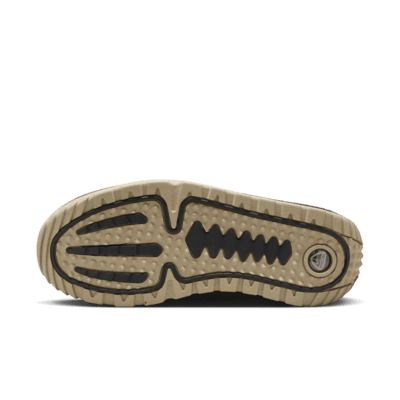Nike ACG Izy