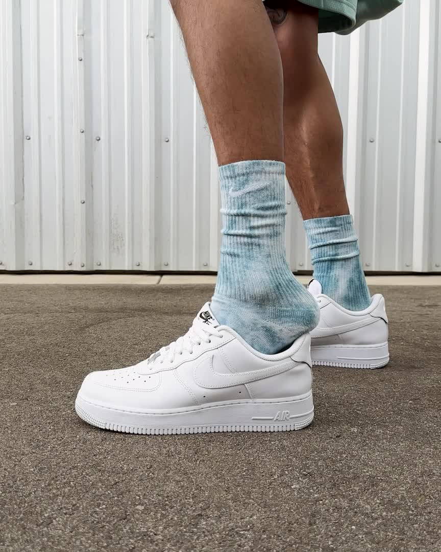 Nike Air Force 1 &