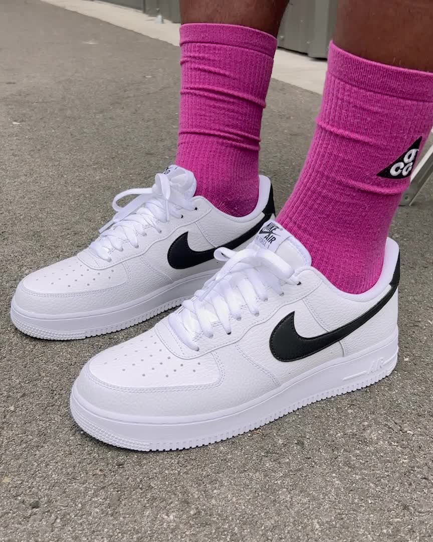 Nike Air Force 1 &