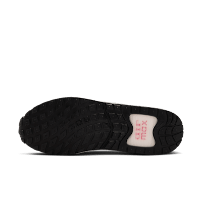 Nike College Air Max Verse (UConn)