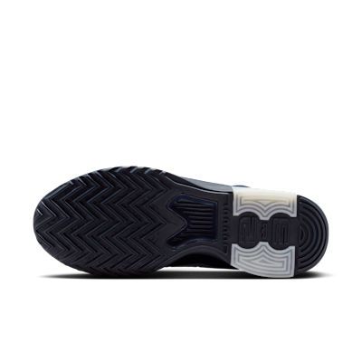 LeBron Witness 9