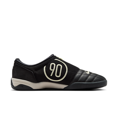 Nike Total 90